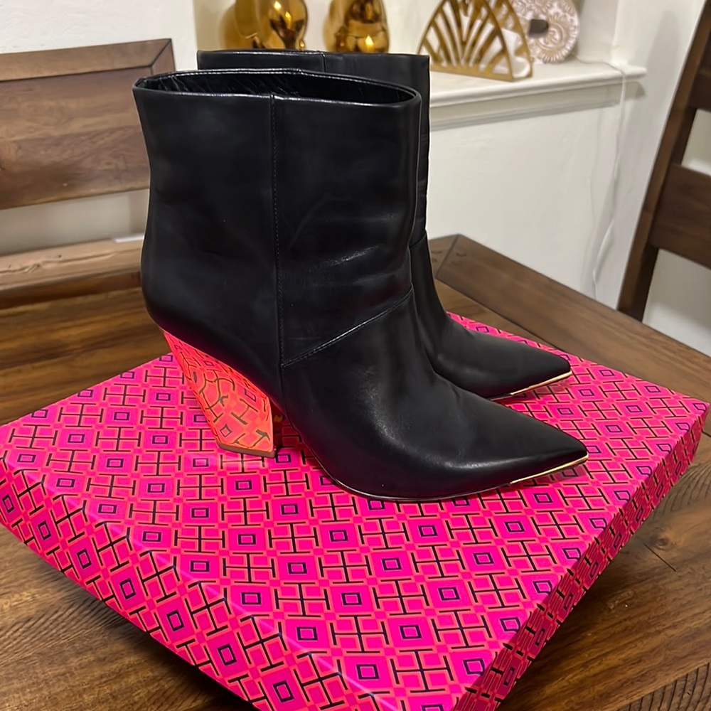 TORY BURCH ~ CALF LEATHER LILA 90MM ANKLE BOOTIE